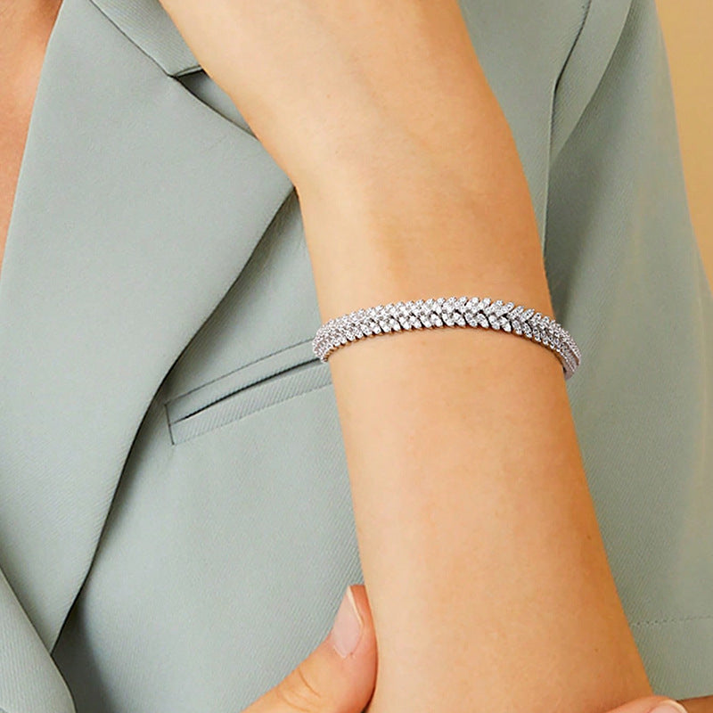 QVL Fishbone Tennis Bracelet