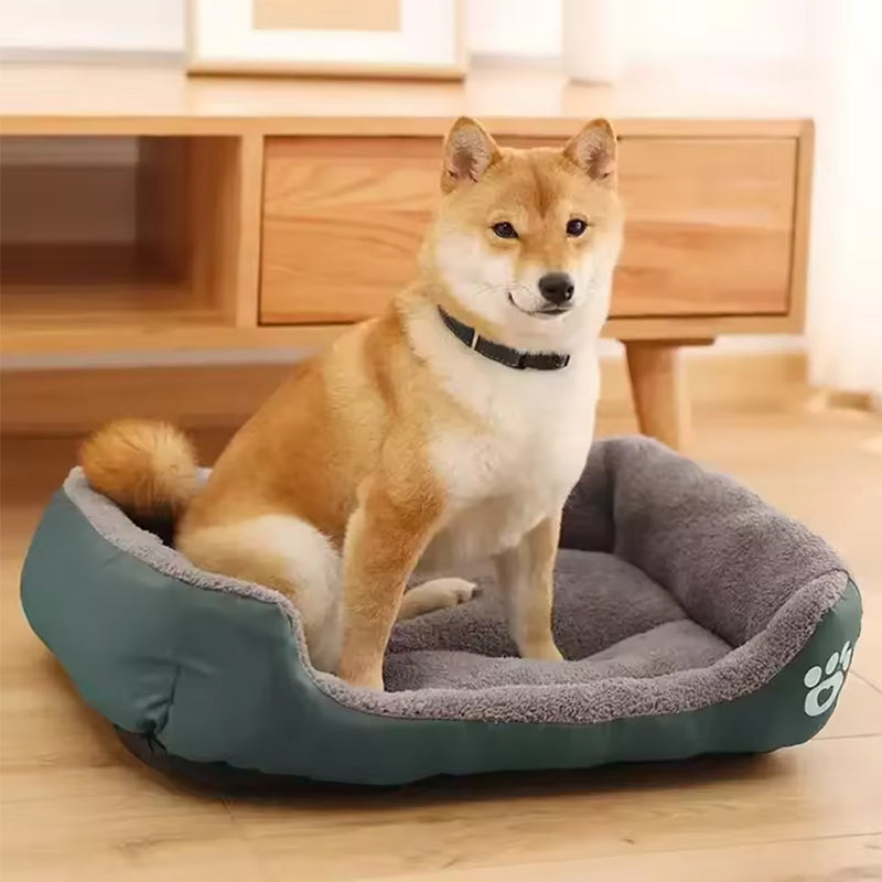 QVL Cozy Fleece Pet Bed